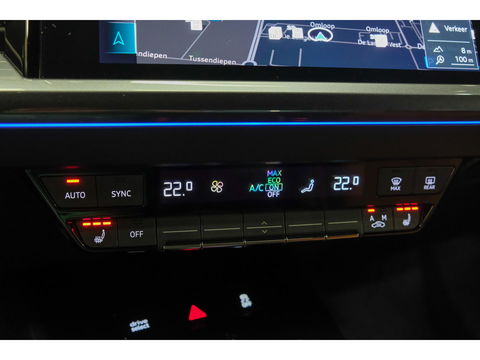 Audi Q4 e-tron 40 204pk Competition S-line 77 kWh Sonos audio Head-up *Marge* Trekhaak elektrisch Camera Adaptive cruise NLauto