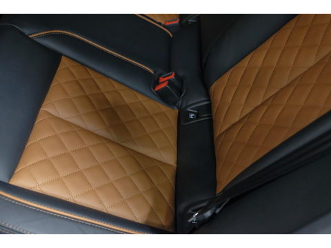 Audi Q4 e-tron 40 204pk Competition S-line 77 kWh Sonos audio Head-up *Marge* Trekhaak elektrisch Camera Adaptive cruise NLauto