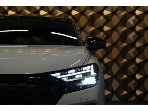 Audi Q4 e-tron 40 204pk Competition S-line 77 kWh Sonos audio Head-up *Marge* Trekhaak elektrisch Camera Adaptive cruise NLauto