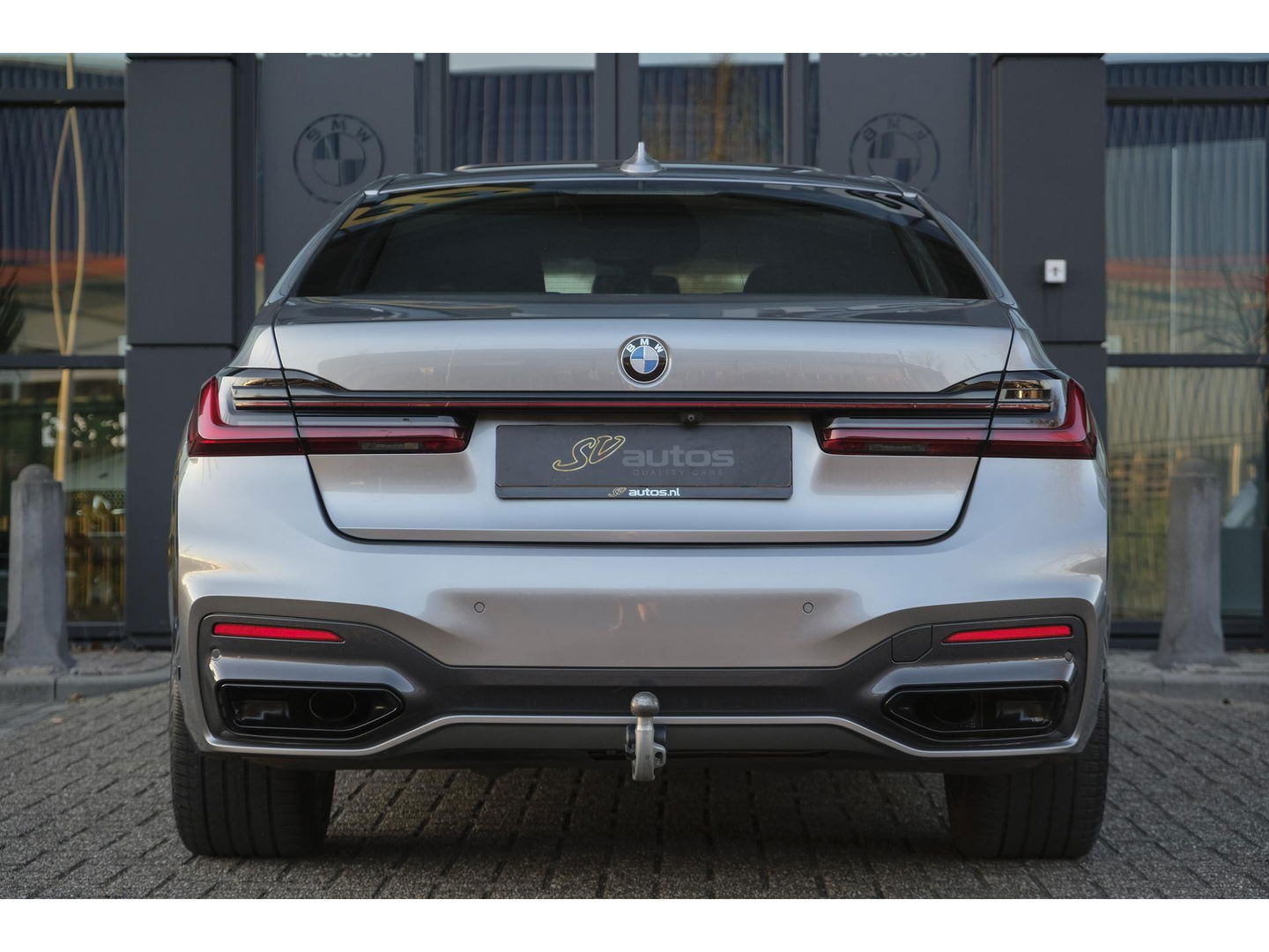 BMW 7 Serie 730d M-sport 265pk Schuifdak Bowers&Wilkins *BTW* 4-wielsturing Massage Stoelkoeling Comfortstoelen voor+achter