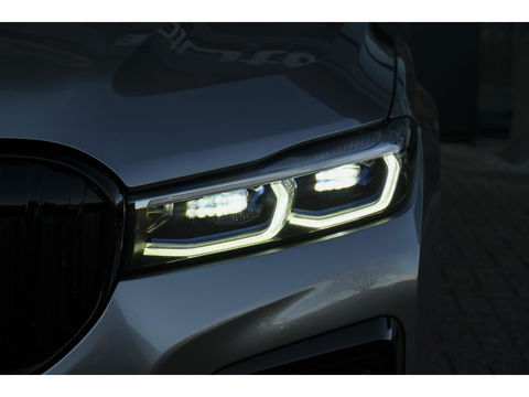 BMW 7 Serie 730d M-sport 265pk Schuifdak Bowers&Wilkins *BTW* 4-wielsturing Massage Stoelkoeling Comfortstoelen voor+achter
