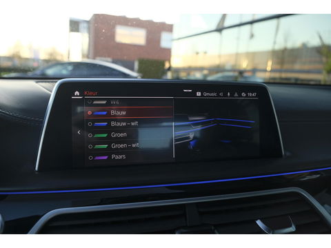 BMW 7 Serie 730d M-sport 265pk Schuifdak Bowers&Wilkins *BTW* 4-wielsturing Massage Stoelkoeling Comfortstoelen voor+achter
