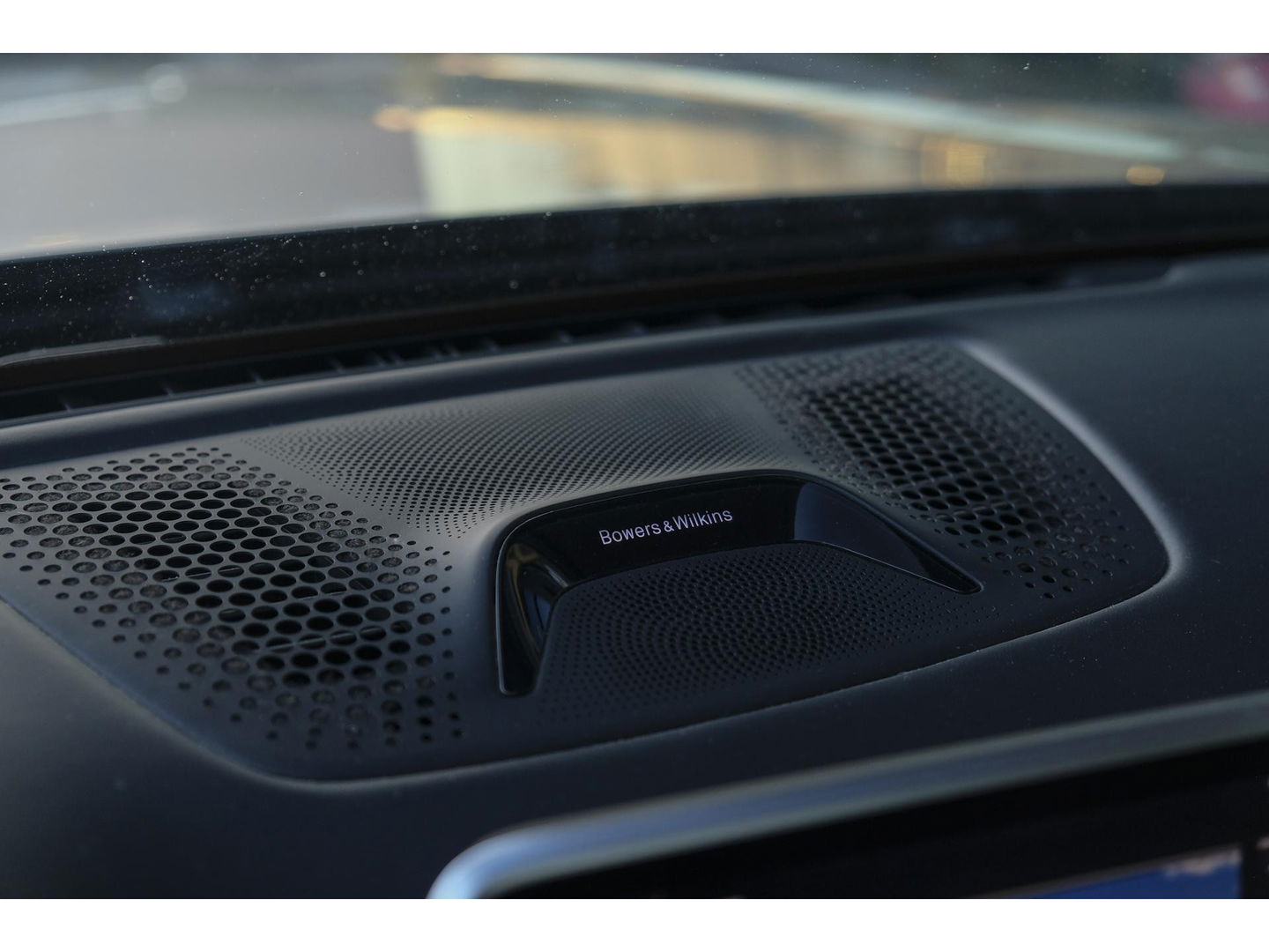 BMW 7 Serie 730d M-sport 265pk Schuifdak Bowers&Wilkins *BTW* 4-wielsturing Massage Stoelkoeling Comfortstoelen voor+achter