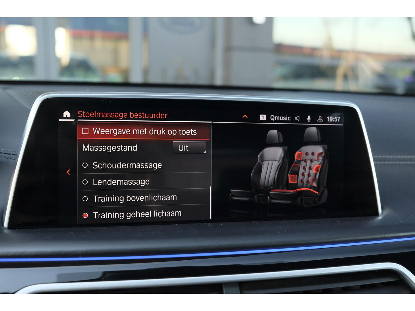 BMW 7 Serie 730d M-sport 265pk Schuifdak Bowers&Wilkins *BTW* 4-wielsturing Massage Stoelkoeling Comfortstoelen voor+achter