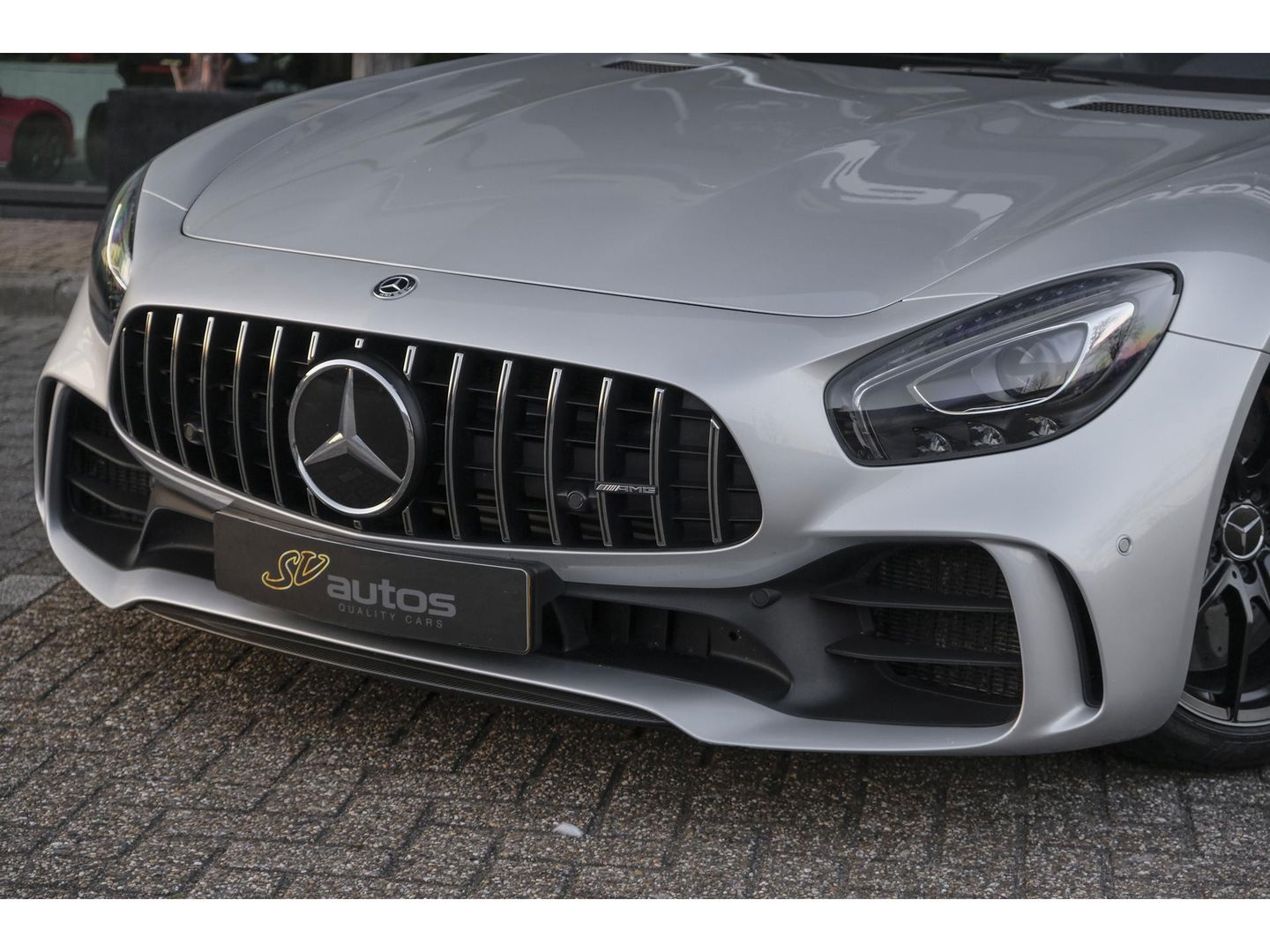 Mercedes-Benz AMG GT R 4.0 V8 585pk GTR NLauto Keramisch Bucket seats Carbonpakket Burmester Camera DAB CommandOnline