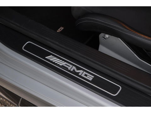 Mercedes-Benz AMG GT R 4.0 V8 585pk GTR NLauto Keramisch Bucket seats Carbonpakket Burmester Camera DAB CommandOnline