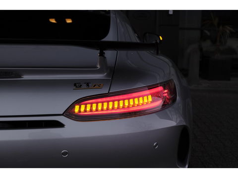 Mercedes-Benz AMG GT R 4.0 V8 585pk GTR NLauto Keramisch Bucket seats Carbonpakket Burmester Camera DAB CommandOnline