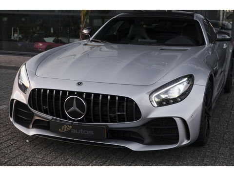 Mercedes-Benz AMG GT R 4.0 V8 585pk GTR NLauto Keramisch Bucket seats Carbonpakket Burmester Camera DAB CommandOnline