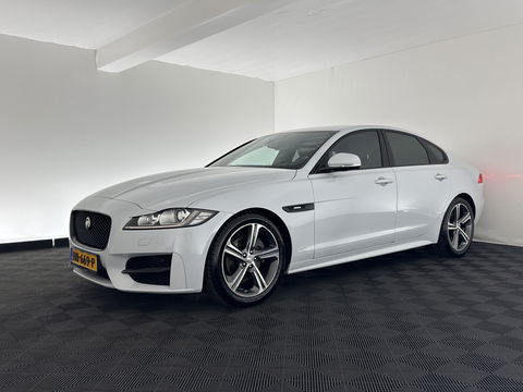 Jaguar XF 2.0d Portfolio Aut. *FULL-LEATHER | XENON | NAVI-FULLMAP | COMFORT-SEATS | CAMERA | AMBIENT-LIGHT | ECC | PDC | CRUISE | 17''ALU*