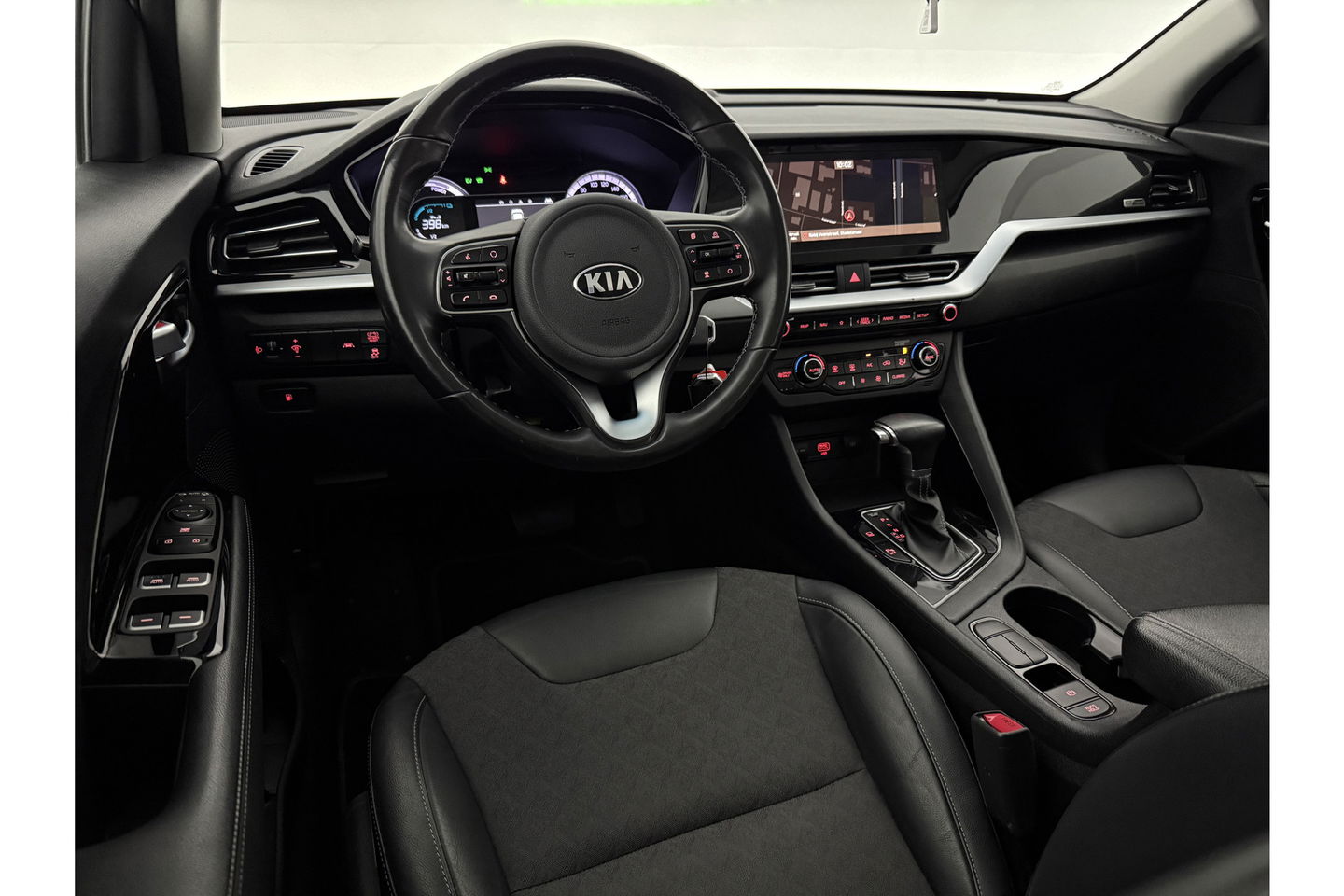Kia Niro 1.6 GDi Hybrid ExecutiveLine Camera LED Clima Cruise Carplay Navi PDC 16"LMV