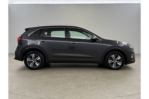 Kia Niro 1.6 GDi Hybrid ExecutiveLine Camera LED Clima Cruise Carplay Navi PDC 16"LMV