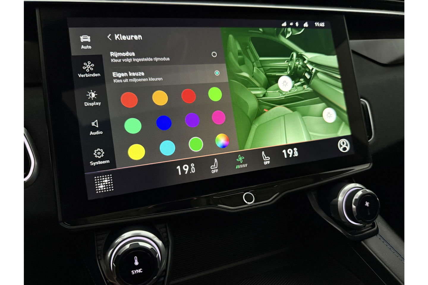 Lynk Co 01 1.5 262PK Hybride Pano LED Sfeer 360Camera Carplay ACC Clima Navi Virtual Memory 20"LMV