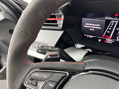 Audi RS3 Sportback 2.5 TFSI quattro Aut. *PANO | HEAD-UP | MATRIX-LED | FULL-LED | ADAPTIVE-CRUISE | BLIND-SPOT | MEMORY-PACK | KEYLESS | SPORT-SEATS | CAMERA | DIGI-COCKPIT | AMBIENT-LIGHT | 19''ALU*