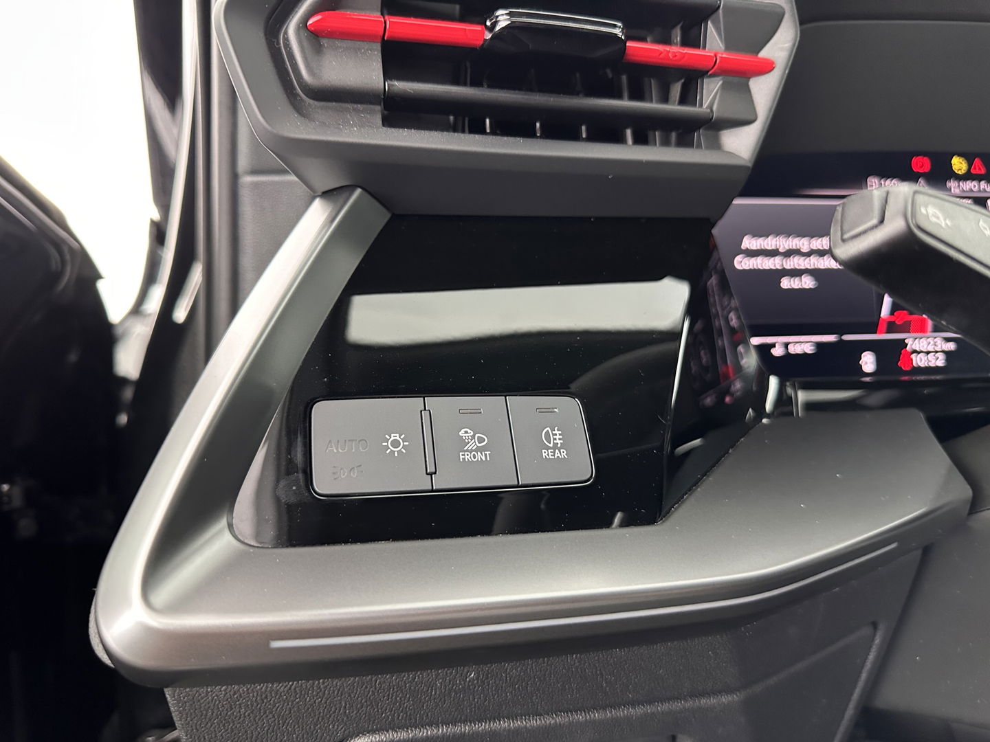 Audi RS3 Sportback 2.5 TFSI quattro Aut. *PANO | HEAD-UP | MATRIX-LED | FULL-LED | ADAPTIVE-CRUISE | BLIND-SPOT | MEMORY-PACK | KEYLESS | SPORT-SEATS | CAMERA | DIGI-COCKPIT | AMBIENT-LIGHT | 19''ALU*