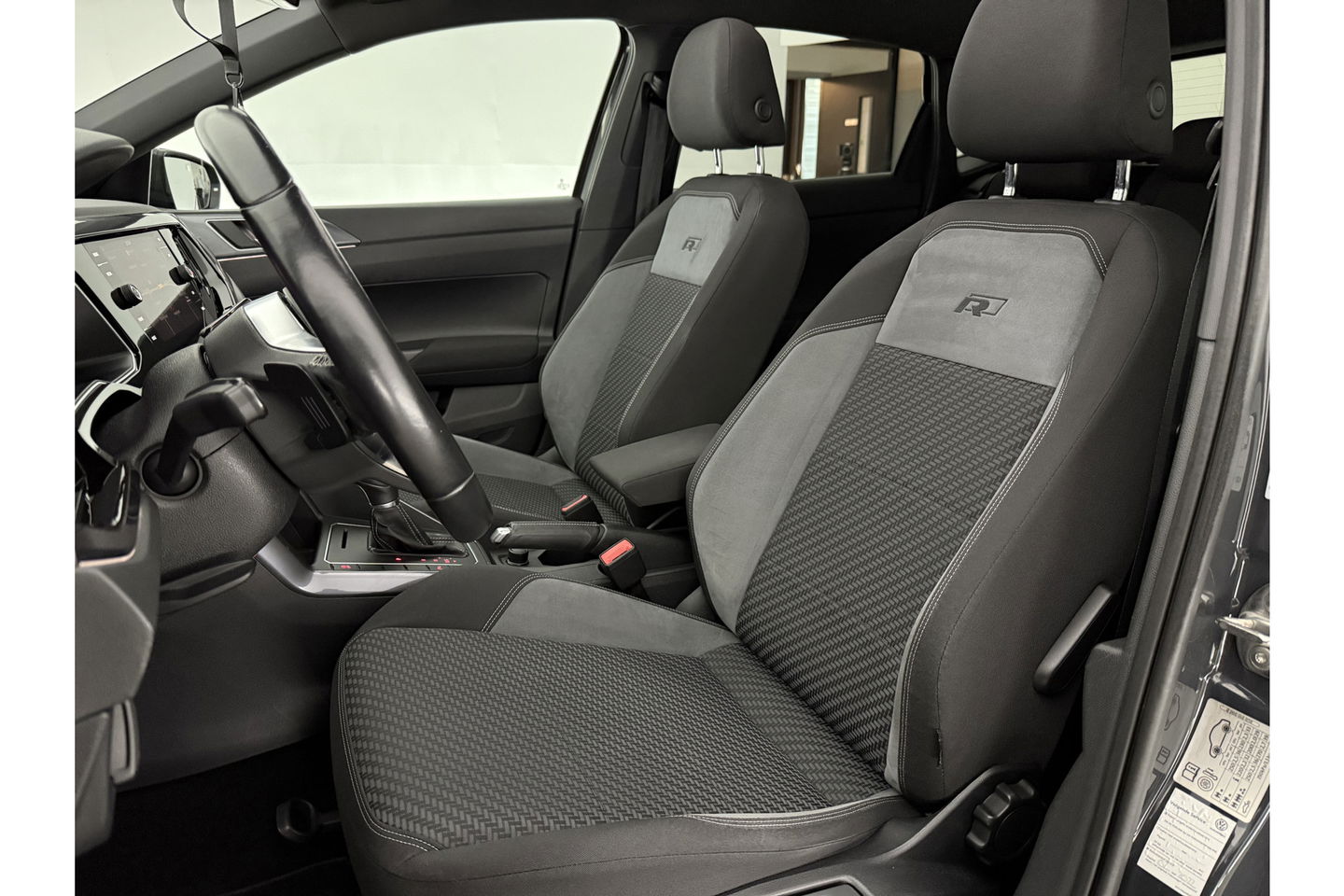 Volkswagen Polo 1.0 TSI 116PK R-Line DSG Pano LED Camera Carplay ACC Virtual Navi Clima PDC 17"LMV