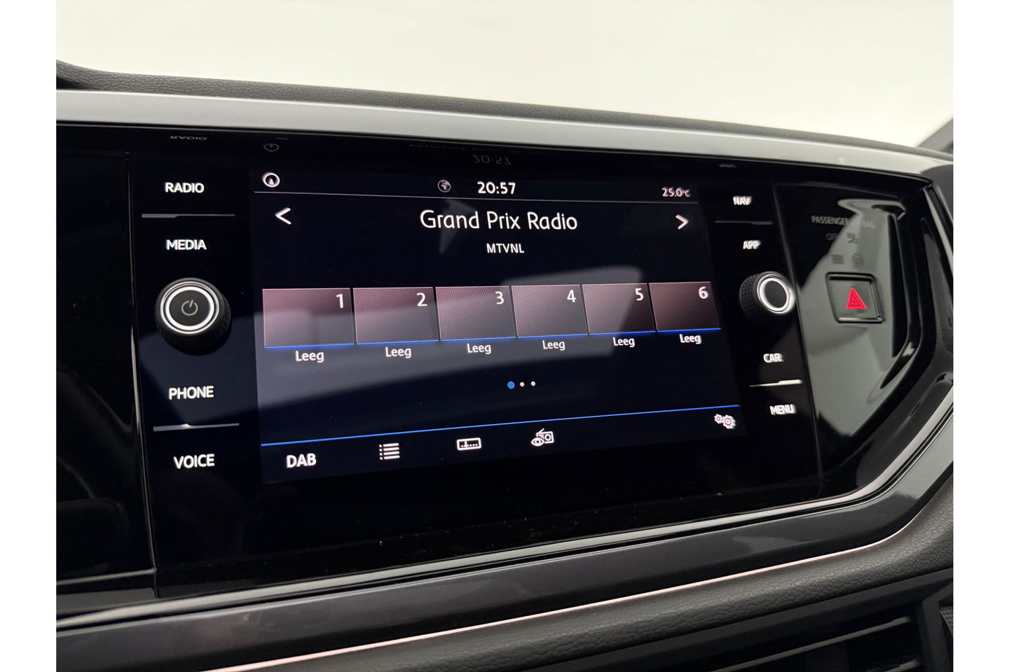 Volkswagen Polo 1.0 TSI 116PK R-Line DSG Pano LED Camera Carplay ACC Virtual Navi Clima PDC 17"LMV