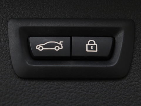 BMW 2 Serie 225xe High Executive | Luxury Line | Leder | Head-Up | Stoelverwarming | Full LED | Navigatie | Keyless | Sportstoelen