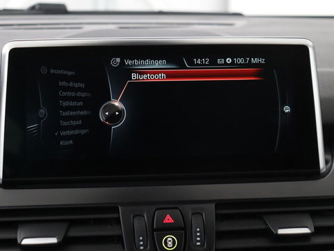 BMW 2 Serie 225xe High Executive | Luxury Line | Leder | Head-Up | Stoelverwarming | Full LED | Navigatie | Keyless | Sportstoelen