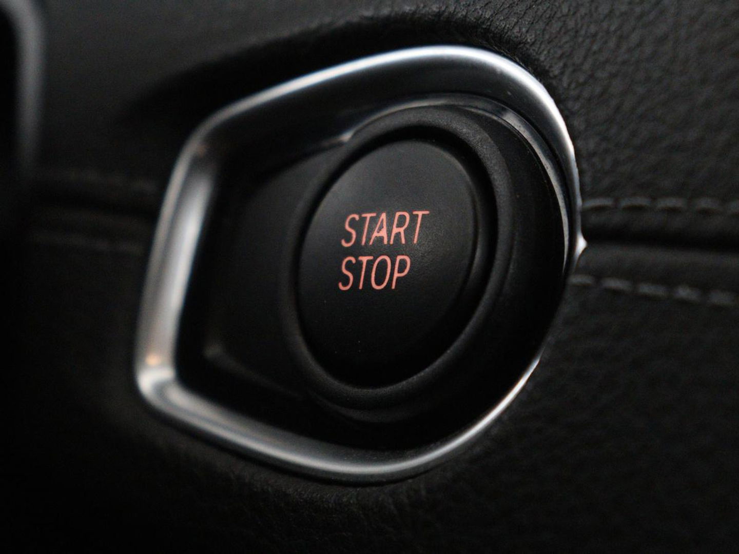 BMW 2 Serie 225xe High Executive | Luxury Line | Leder | Head-Up | Stoelverwarming | Full LED | Navigatie | Keyless | Sportstoelen