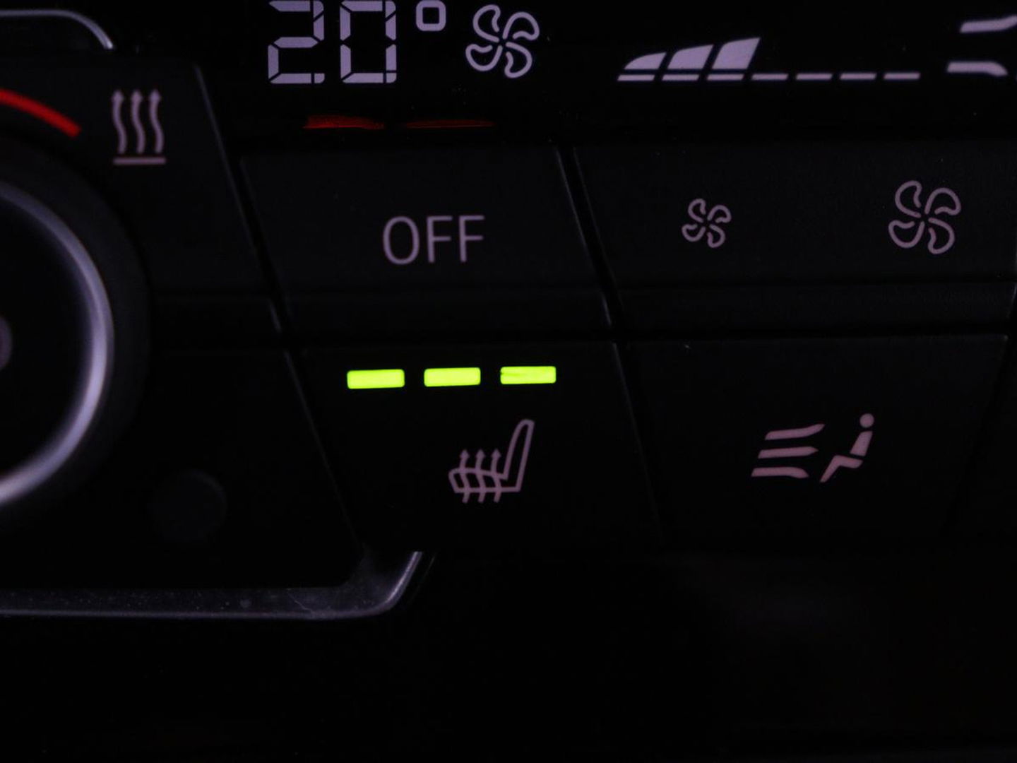 BMW 2 Serie 225xe High Executive | Luxury Line | Leder | Head-Up | Stoelverwarming | Full LED | Navigatie | Keyless | Sportstoelen