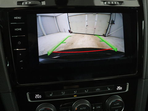 Volkswagen Golf 1.5 TSI Highline | Stoelverwarming | Virtual Cockpit | Carplay | Massage | Camera | Adaptive cruise | Park Assist | Climate control