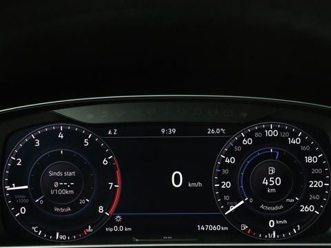 Volkswagen Golf 1.5 TSI Highline | Stoelverwarming | Virtual Cockpit | Carplay | Massage | Camera | Adaptive cruise | Park Assist | Climate control