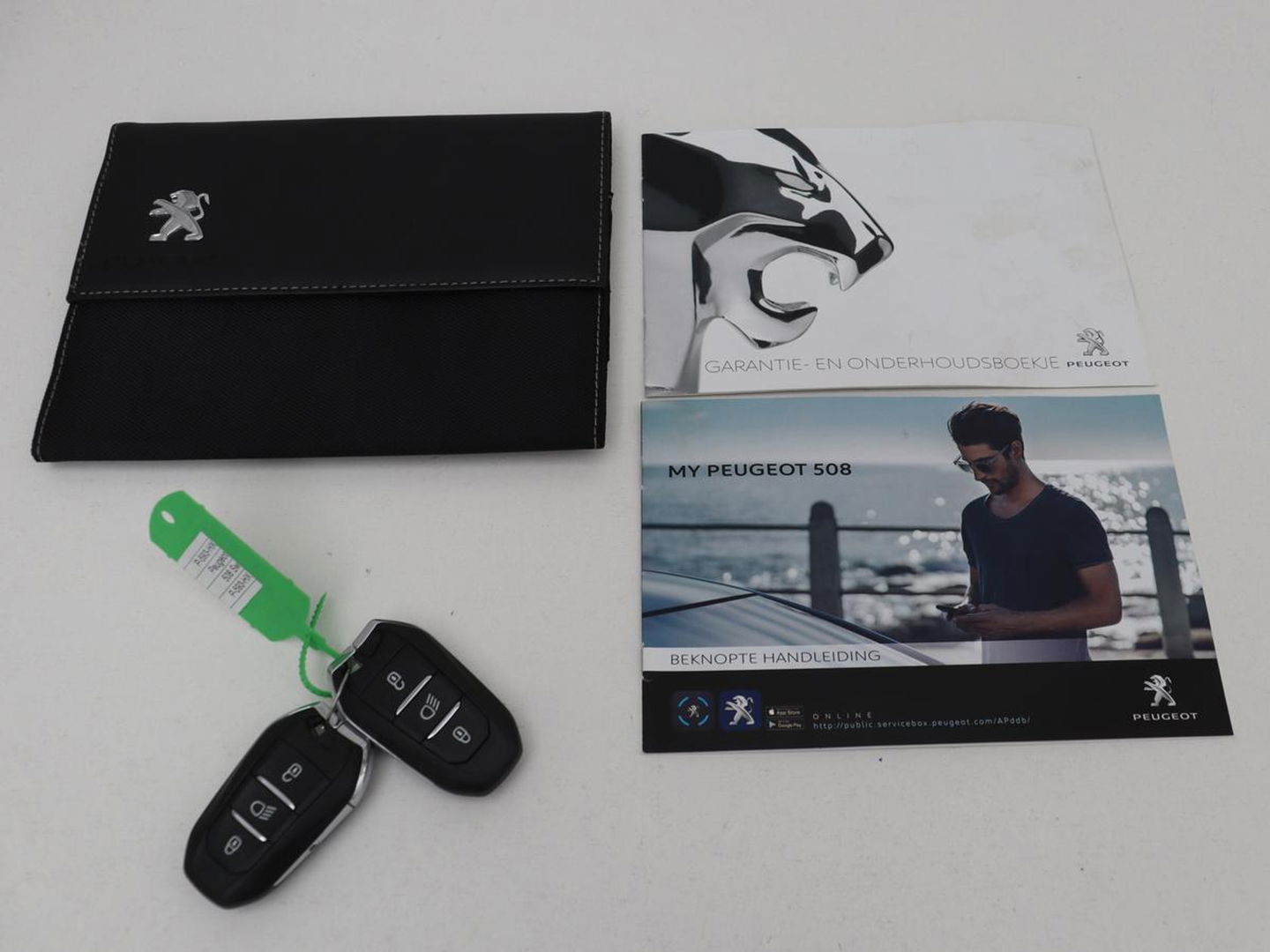 Peugeot 508 1.6 HYbrid Allure Pack Business | Adaptive cruise | Camera | Carplay | Full LED | Navigatie | Keyless | Half leder | Parkeerhulp | PHEV