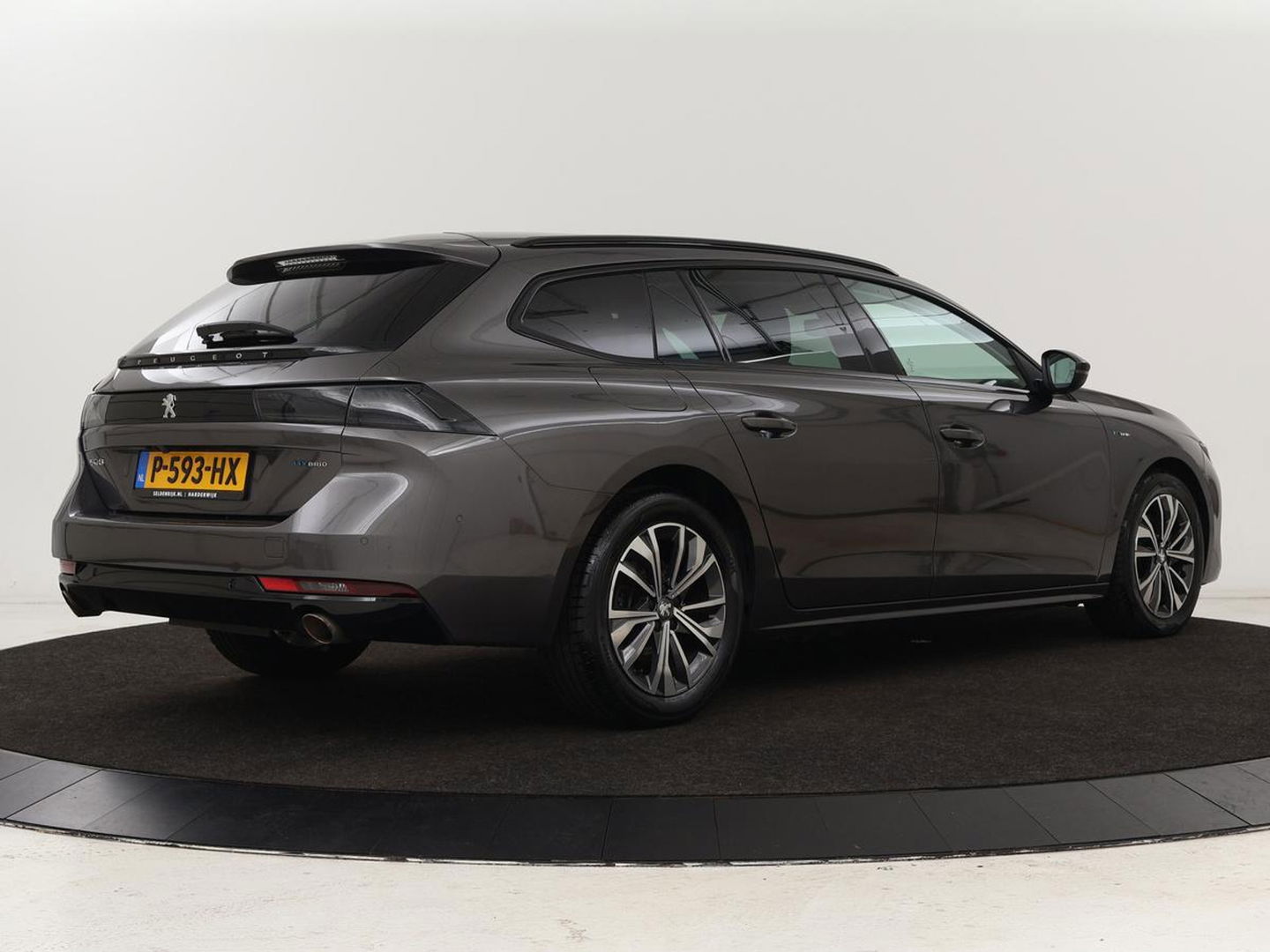 Peugeot 508 1.6 HYbrid Allure Pack Business | Adaptive cruise | Camera | Carplay | Full LED | Navigatie | Keyless | Half leder | Parkeerhulp | PHEV