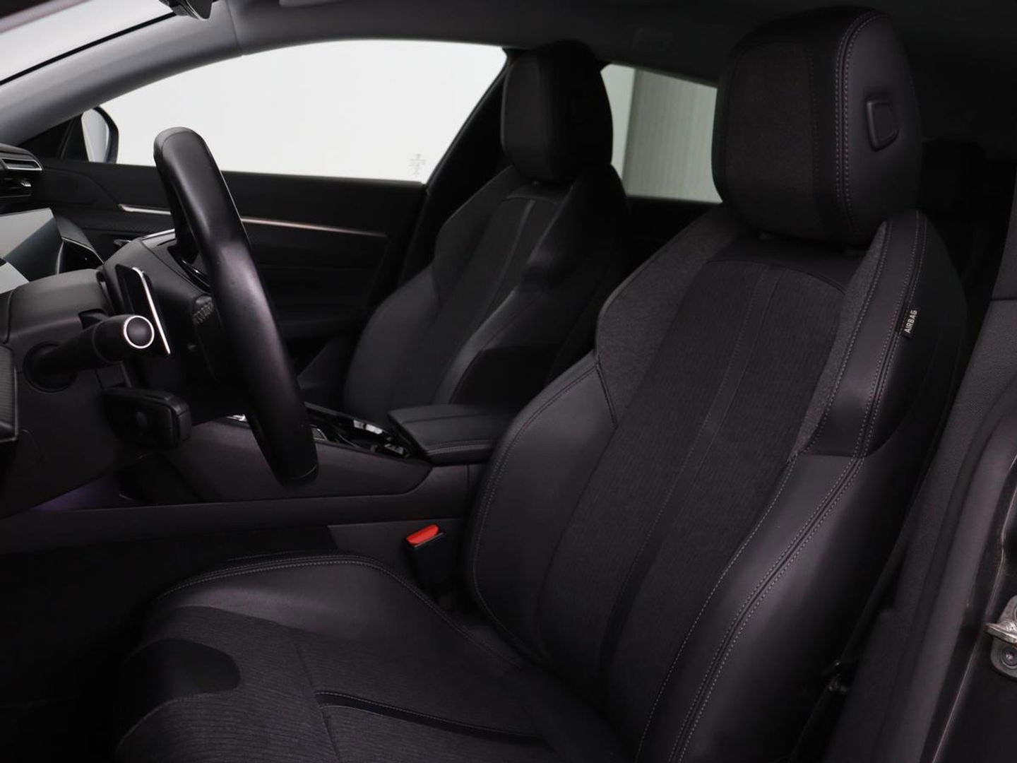 Peugeot 508 1.6 HYbrid Allure Pack Business | Adaptive cruise | Camera | Carplay | Full LED | Navigatie | Keyless | Half leder | Parkeerhulp | PHEV