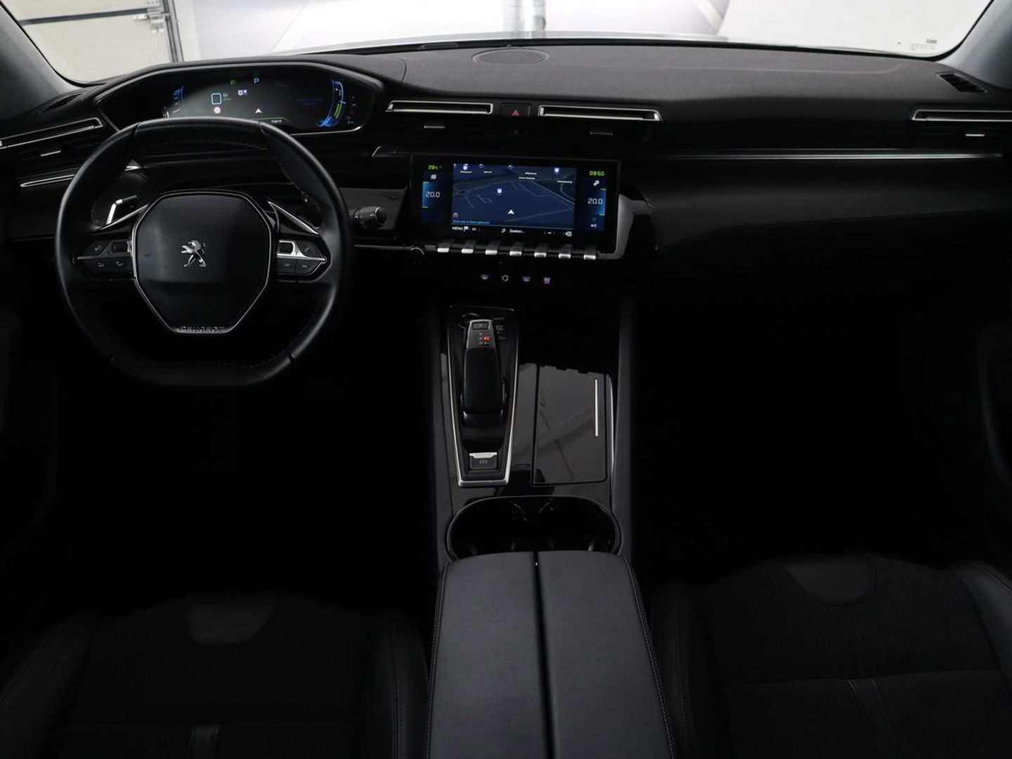 Peugeot 508 1.6 HYbrid Allure Pack Business | Adaptive cruise | Camera | Carplay | Full LED | Navigatie | Keyless | Half leder | Parkeerhulp | PHEV