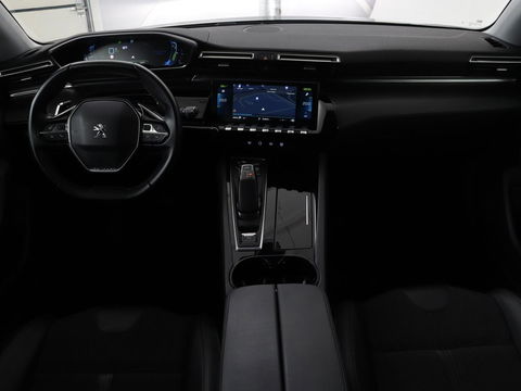 Peugeot 508 1.6 HYbrid Allure Pack Business | Adaptive cruise | Camera | Carplay | Full LED | Navigatie | Keyless | Half leder | Parkeerhulp | PHEV