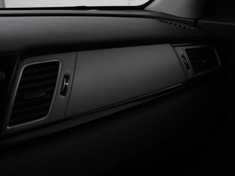 Kia Niro 1.6 GDi Hybrid ExecutiveLine | Stoelventilatie | Leder | Adaptive cruise | Camera | JBL Sound | Carplay | Stuur & achterbankverwarming | Navigatie