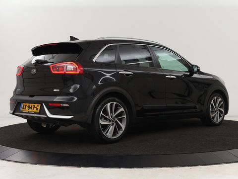 Kia Niro 1.6 GDi Hybrid ExecutiveLine | Stoelventilatie | Leder | Adaptive cruise | Camera | JBL Sound | Carplay | Stuur & achterbankverwarming | Navigatie