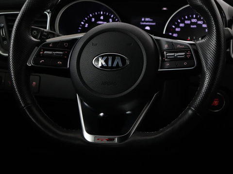 Kia Ceed 1.4 T-GDi GT-Line | Panoramadak | Stoel & stuurverwarming | Camera | Leder/Alcantara | Carplay | Full LED | Navigatie | Keyless