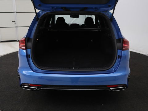 Kia Ceed 1.4 T-GDi GT-Line | Panoramadak | Stoel & stuurverwarming | Camera | Leder/Alcantara | Carplay | Full LED | Navigatie | Keyless