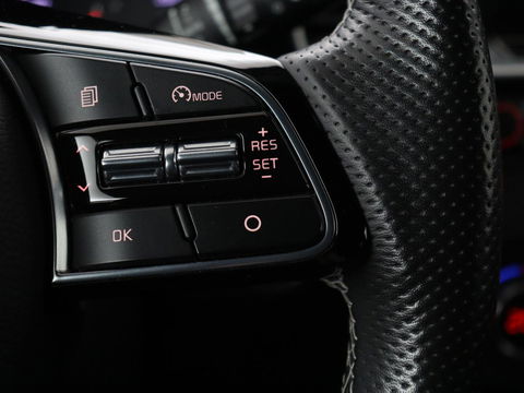 Kia Ceed 1.4 T-GDi GT-Line | Panoramadak | Stoel & stuurverwarming | Camera | Leder/Alcantara | Carplay | Full LED | Navigatie | Keyless