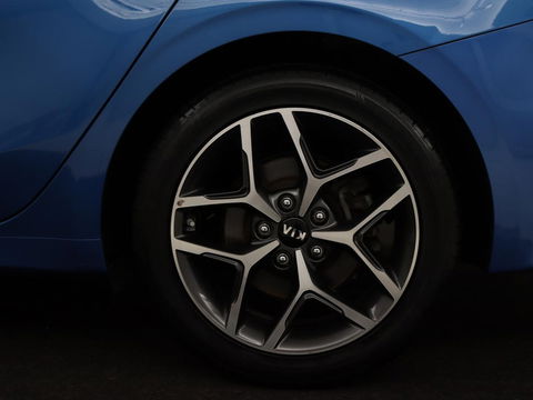 Kia Ceed 1.4 T-GDi GT-Line | Panoramadak | Stoel & stuurverwarming | Camera | Leder/Alcantara | Carplay | Full LED | Navigatie | Keyless
