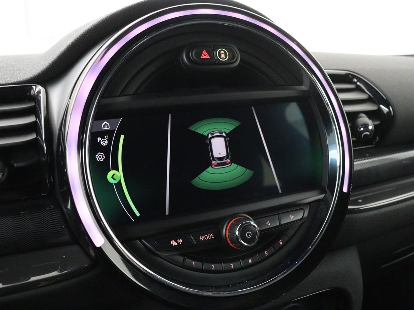 MINI Clubman 1.5 Cooper Chili | 1e eigenaar | Adaptive cruise | Carplay | Full LED | Navigatie | Harman/Kardon | Parkeerhulp | Climate control