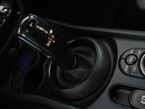 MINI Clubman 1.5 Cooper Chili | 1e eigenaar | Adaptive cruise | Carplay | Full LED | Navigatie | Harman/Kardon | Parkeerhulp | Climate control