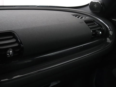 MINI Clubman 1.5 Cooper Chili | 1e eigenaar | Adaptive cruise | Carplay | Full LED | Navigatie | Harman/Kardon | Parkeerhulp | Climate control