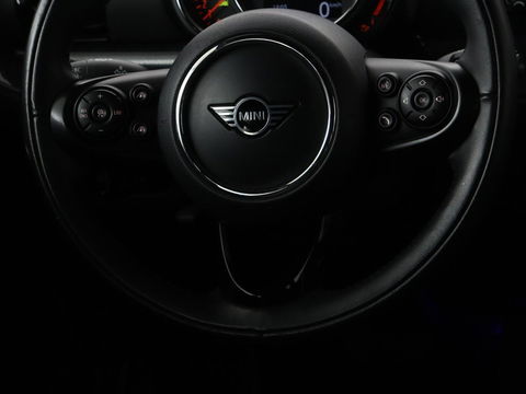 MINI Clubman 1.5 Cooper Chili | 1e eigenaar | Adaptive cruise | Carplay | Full LED | Navigatie | Harman/Kardon | Parkeerhulp | Climate control