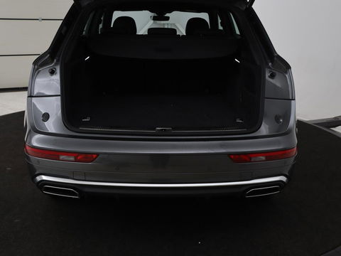 Audi Q5 50 TFSI e quattro S edition | Stoelverwarming | Adaptive cruise | Matrix LED | Half leder | Camera | Carplay | Sfeerverlichting | Sportstoelen | Navigatie