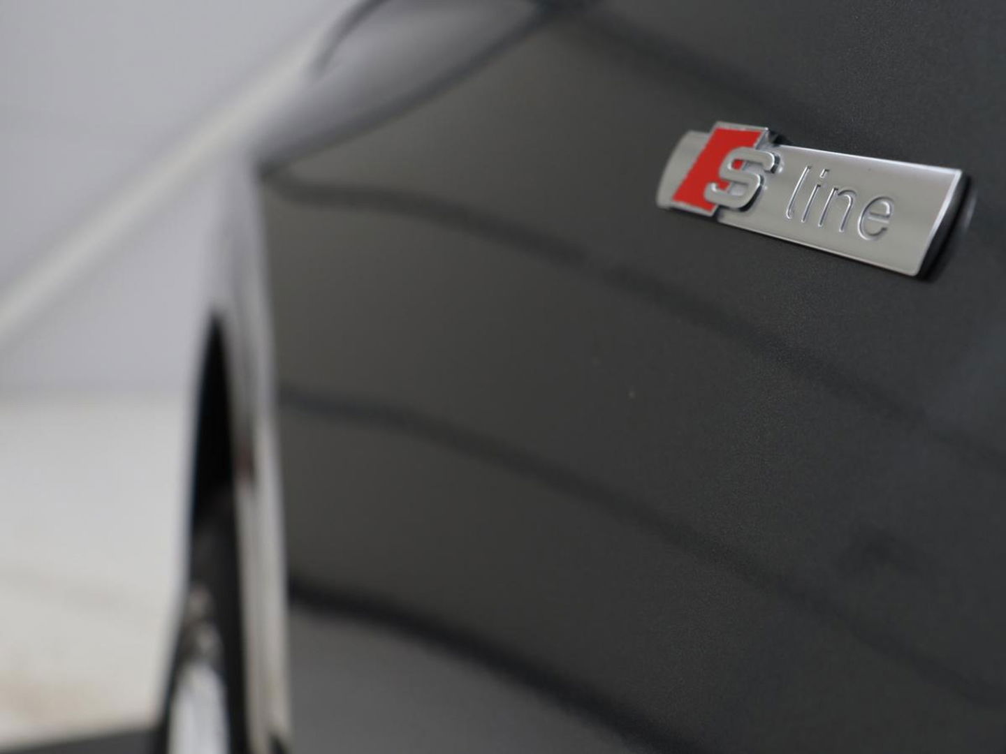 Audi Q5 50 TFSI e quattro S edition | Stoelverwarming | Adaptive cruise | Matrix LED | Half leder | Camera | Carplay | Sfeerverlichting | Sportstoelen | Navigatie