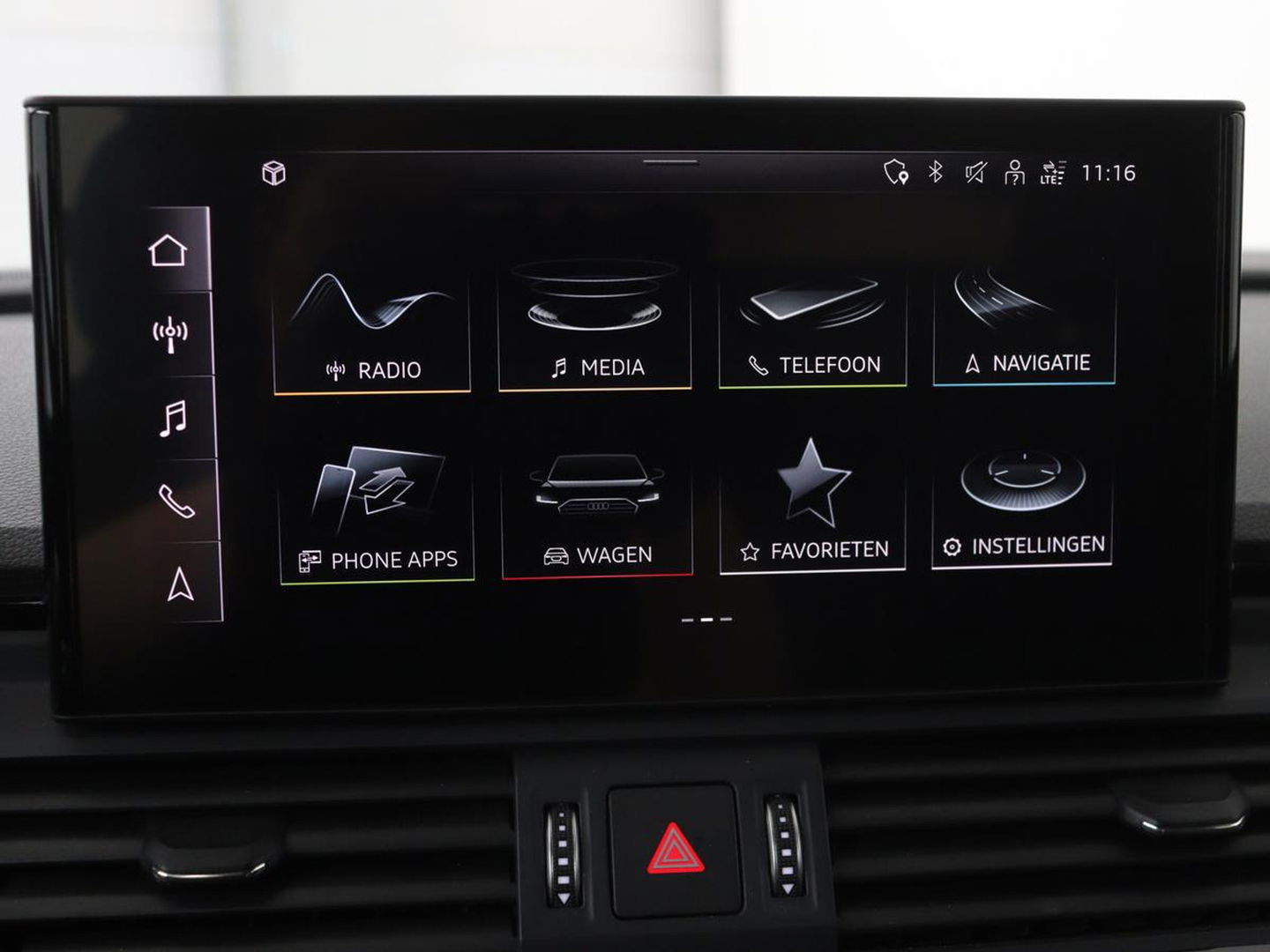 Audi Q5 50 TFSI e quattro S edition | Stoelverwarming | Adaptive cruise | Matrix LED | Half leder | Camera | Carplay | Sfeerverlichting | Sportstoelen | Navigatie