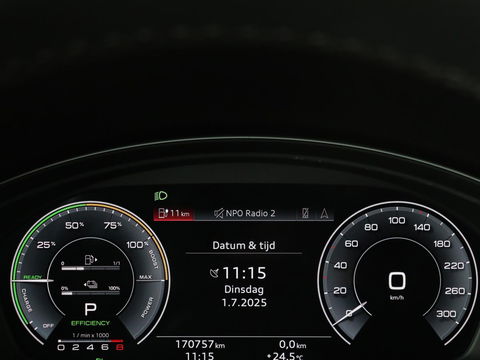 Audi Q5 50 TFSI e quattro S edition | Stoelverwarming | Adaptive cruise | Matrix LED | Half leder | Camera | Carplay | Sfeerverlichting | Sportstoelen | Navigatie