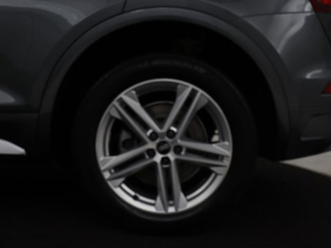 Audi Q5 50 TFSI e quattro S edition | Stoelverwarming | Adaptive cruise | Matrix LED | Half leder | Camera | Carplay | Sfeerverlichting | Sportstoelen | Navigatie