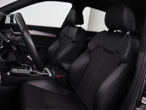 Audi Q5 50 TFSI e quattro S edition | Stoelverwarming | Adaptive cruise | Matrix LED | Half leder | Camera | Carplay | Sfeerverlichting | Sportstoelen | Navigatie