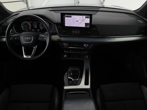 Audi Q5 50 TFSI e quattro S edition | Stoelverwarming | Adaptive cruise | Matrix LED | Half leder | Camera | Carplay | Sfeerverlichting | Sportstoelen | Navigatie