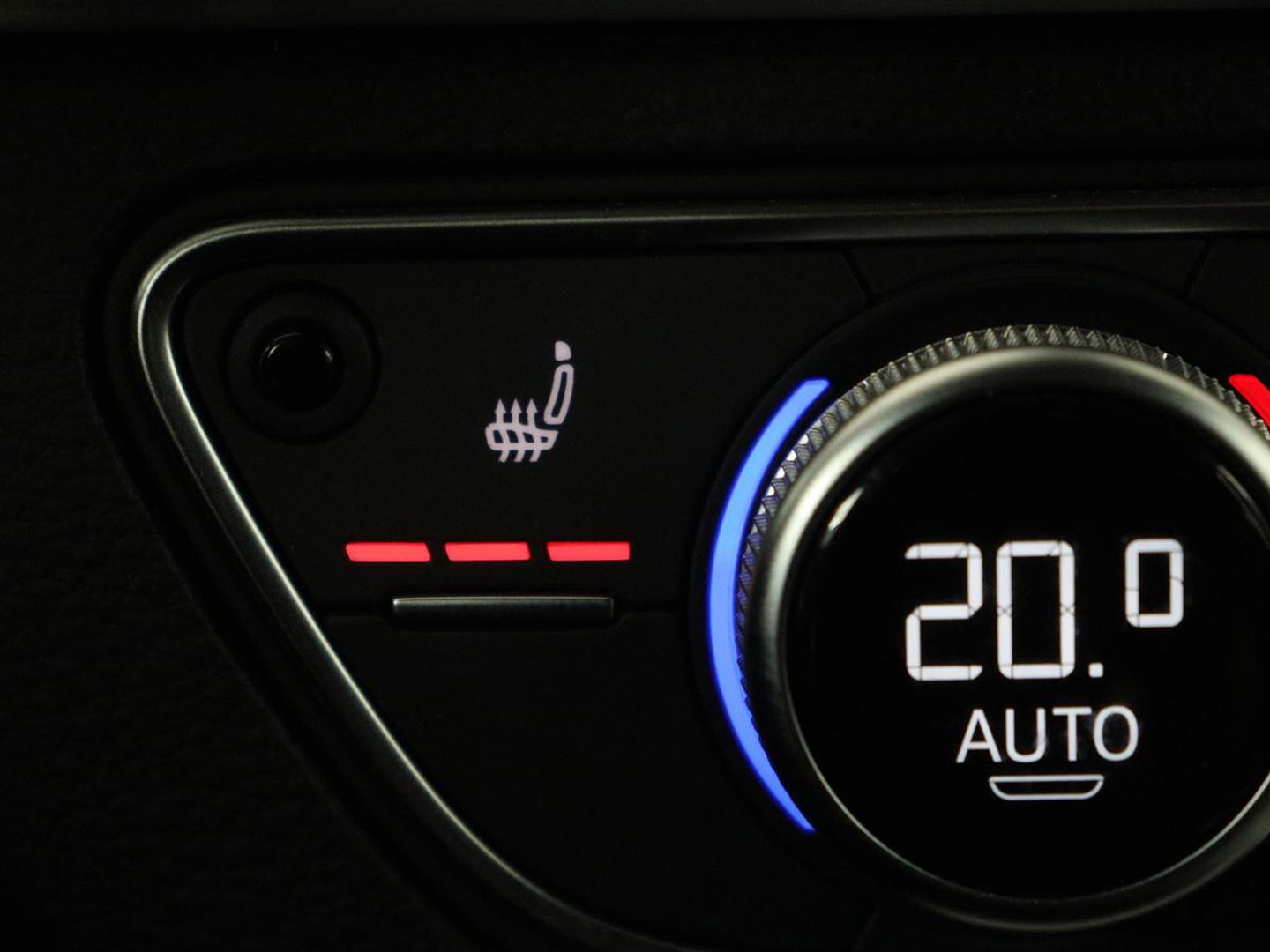 Audi Q5 50 TFSI e quattro S edition | Stoelverwarming | Adaptive cruise | Matrix LED | Half leder | Camera | Carplay | Sfeerverlichting | Sportstoelen | Navigatie