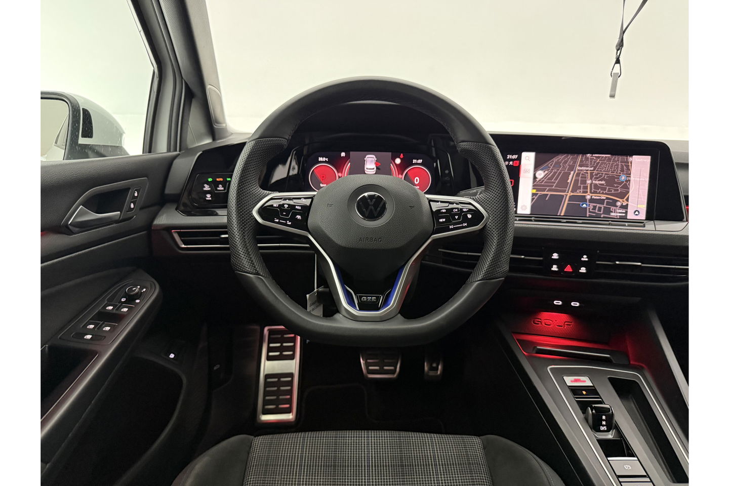 Volkswagen Golf 1.4 eHybrid GTE 225PK ACC Camera Carplay Sfeer LED Virtual Clima Navi 18"LMV PDC